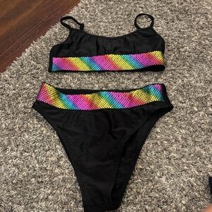 Woman’s rave edm Iheartraves set